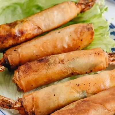Shrimp spring rolls