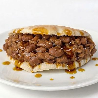 Foul Sandwich with Spicy Oil