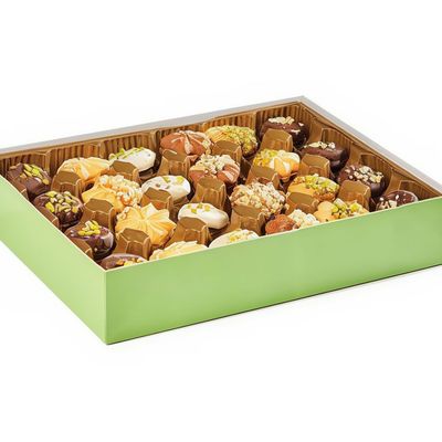 Nut Petit Four