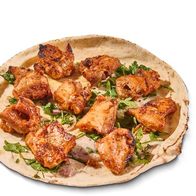 One kilo of shish tawook