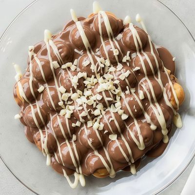 Chocolate Mix Bubble Waffle