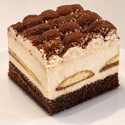 Tiramisu Cake