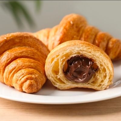 Chocolate Croissant (Bakery & Desserts)