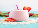 Coconut and Strawberry Smoothies