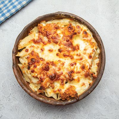 Crispy Chicken Pasta with White Sauce and Mozzarella