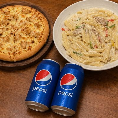 بيتزا دجاج صغيرة + باستا دجاج ناجريسكو + 2 بيبسي