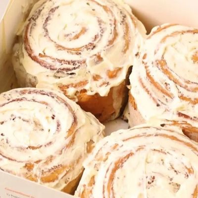 CF.CINNAMON ROLL photo 5
