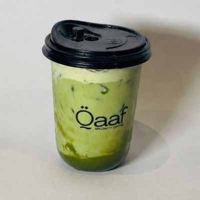 ماتشا الشوكولاتة البيضاء المثلجة