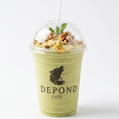 Avocado juice with nuts