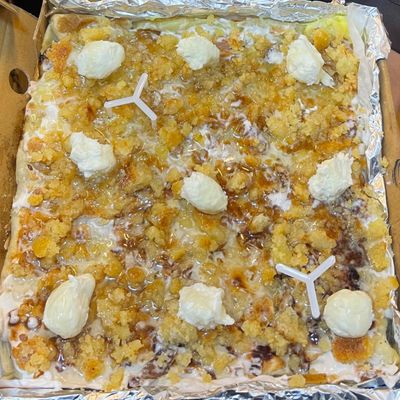 Basbousa with cream