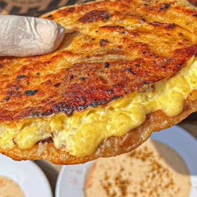 Mozzarella cheese hawawshi