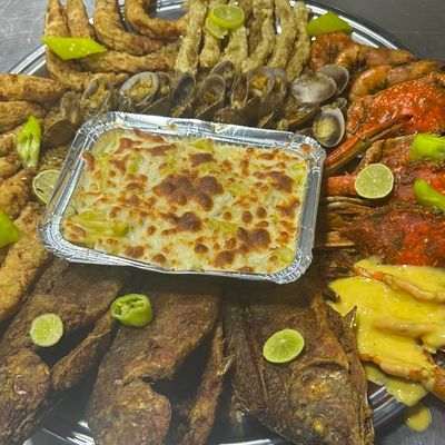 El Ayla Tray