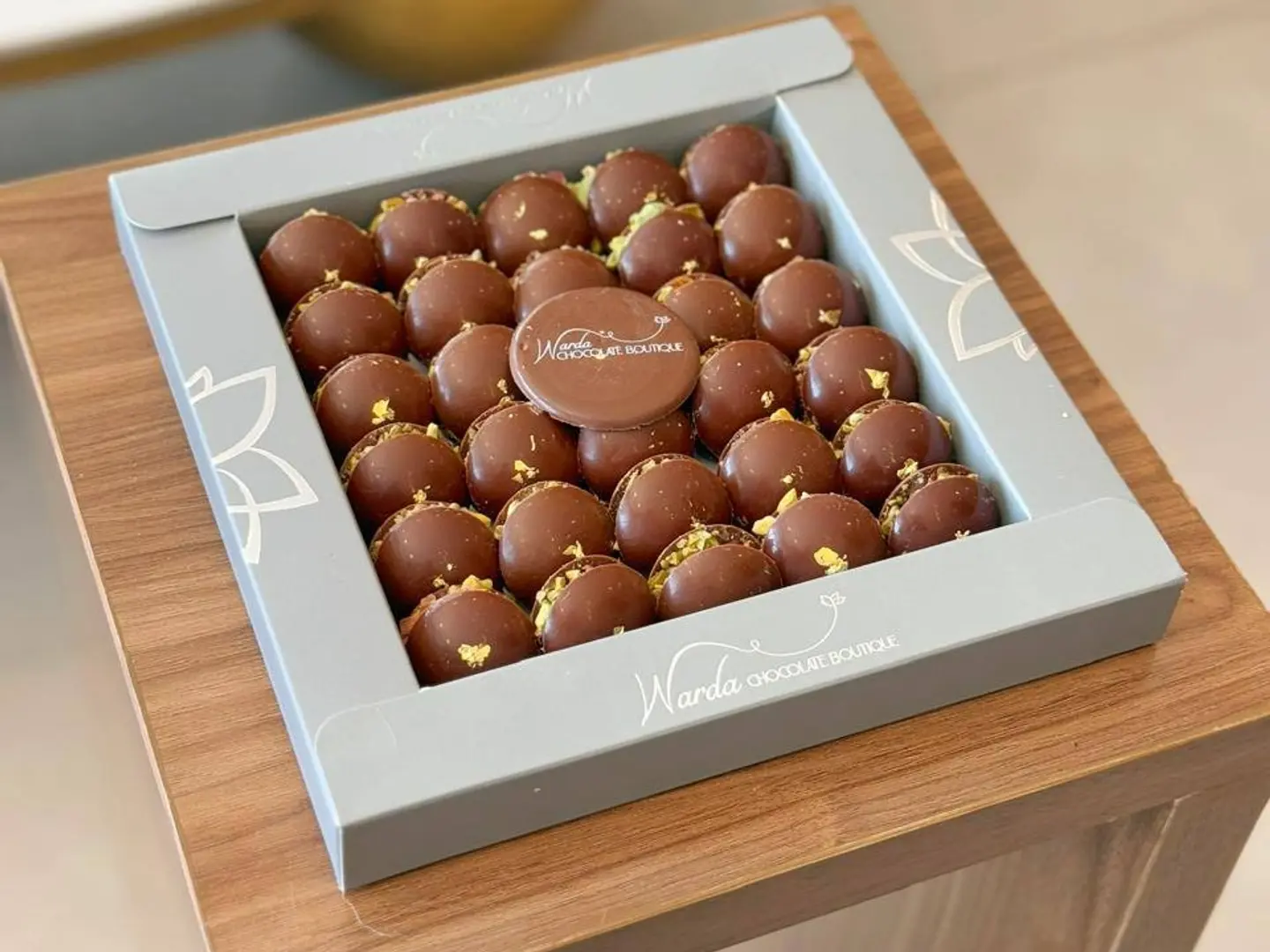 Square Box Macron Pistachio