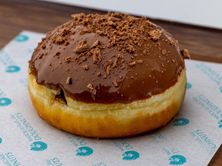 دونات شوكولاتة