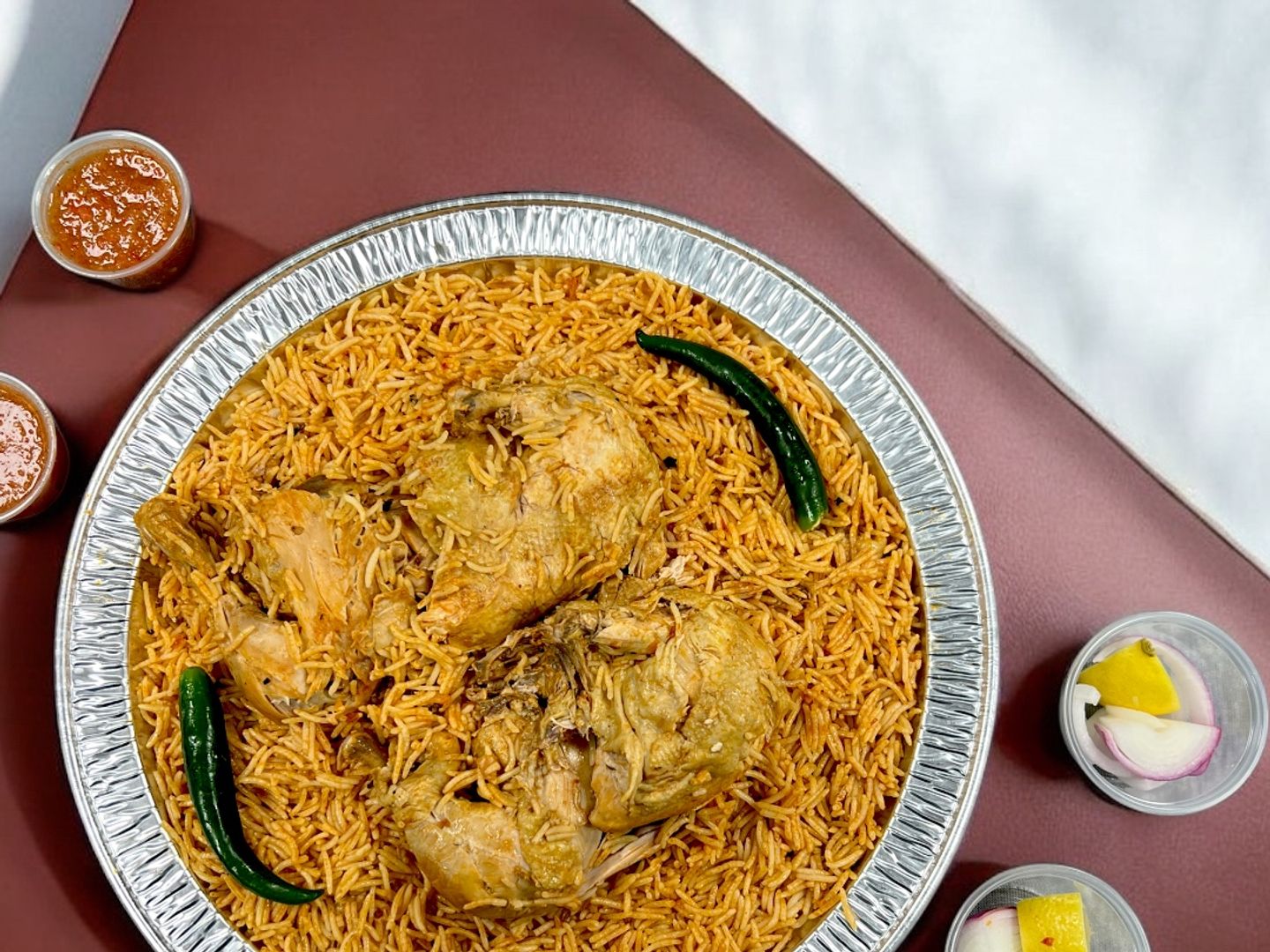 دجاجة كاملة مضغوط