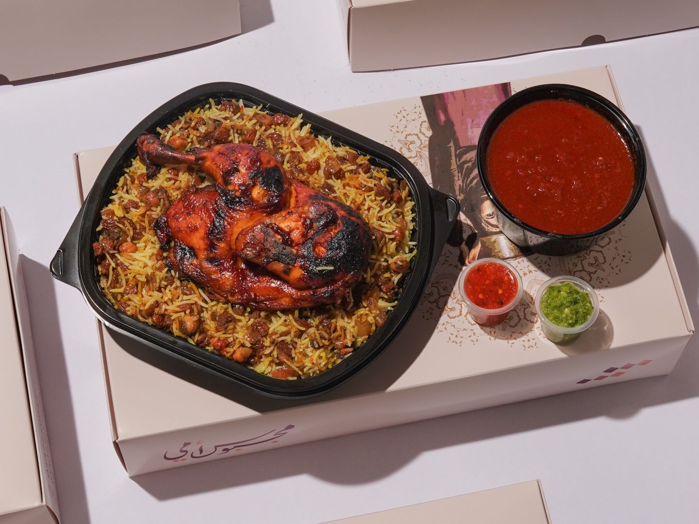 Majboos Chicken Box