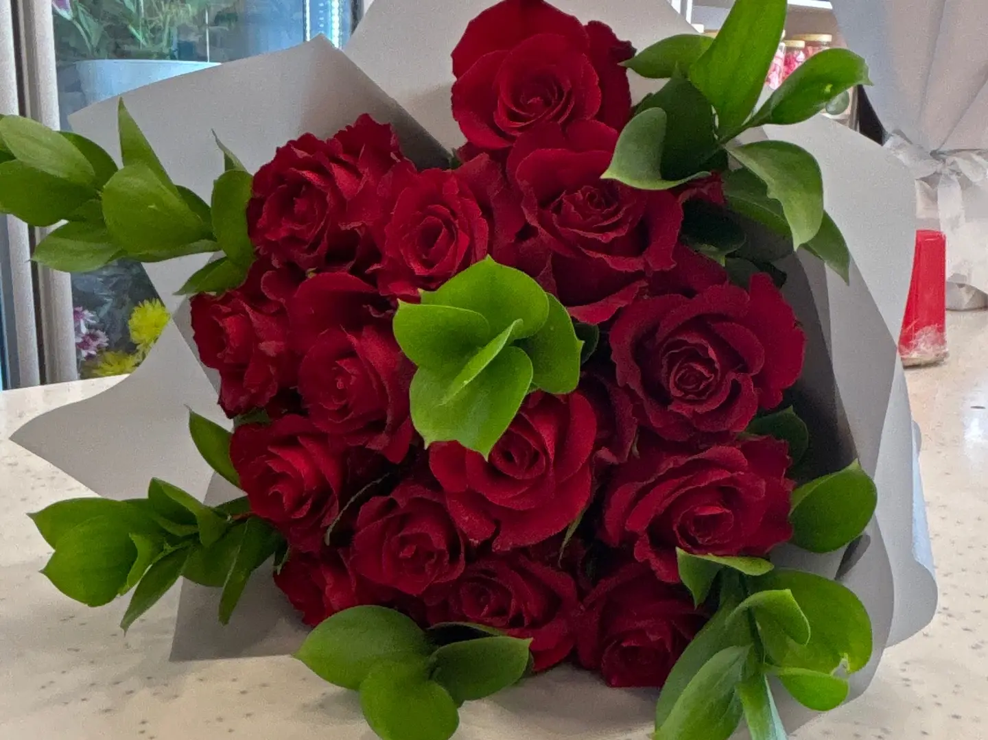 Round Red Roses With Raskas