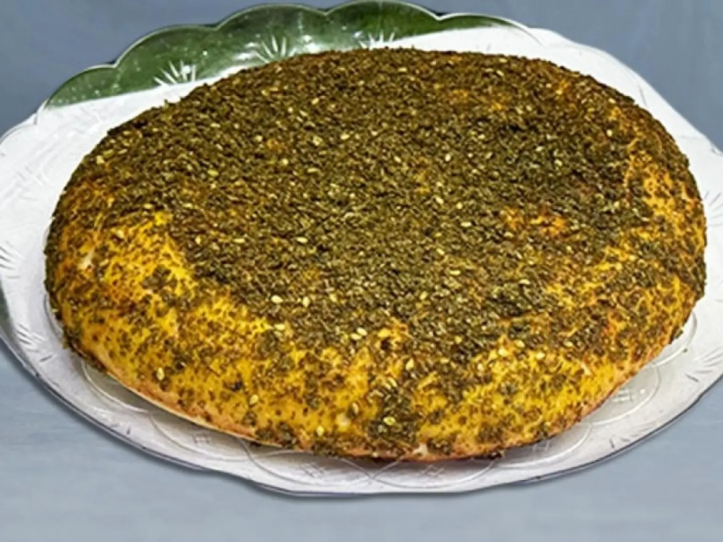 فطيرة زعتر بالمحمرة
