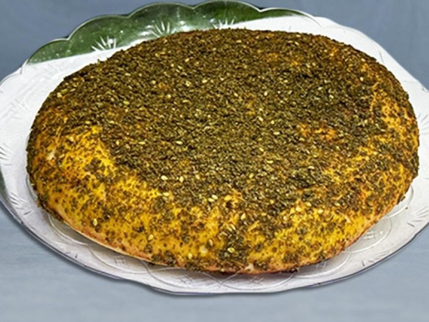 فطيرة زعتر بالمحمرة