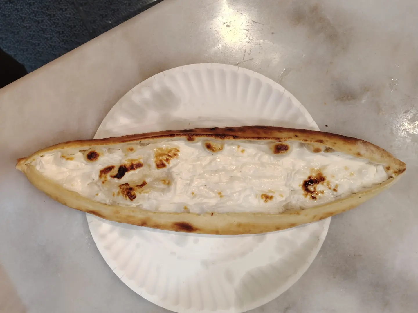فطيرة لبنة زعتر