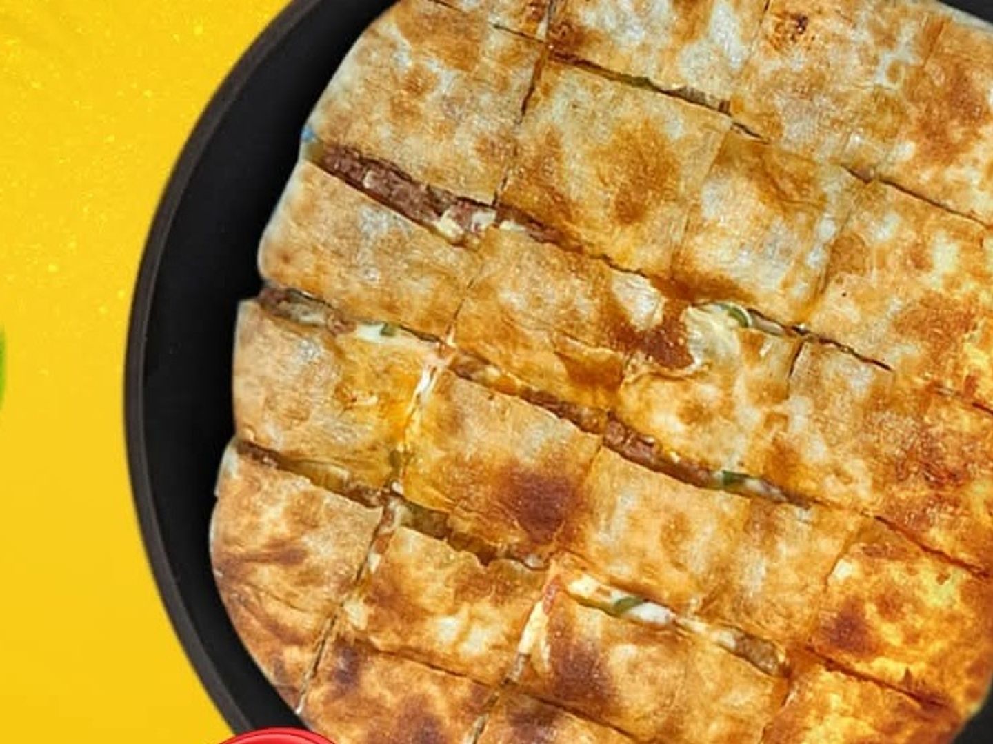 بيتزا شرقي مشكل اجبان حجم صغير