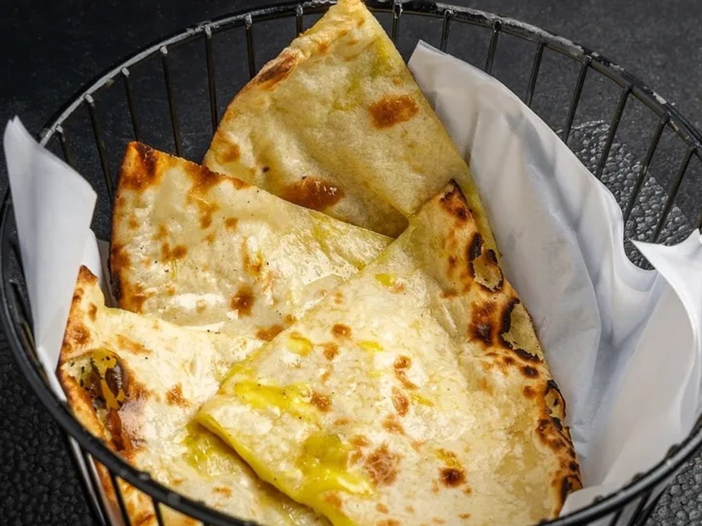 نان بالجبن