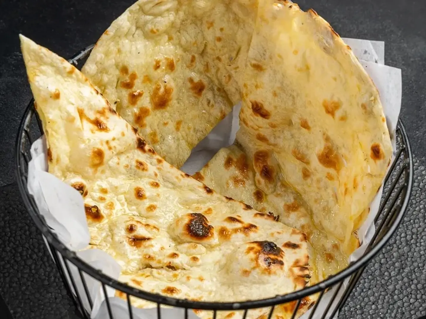 نان بالزبدة