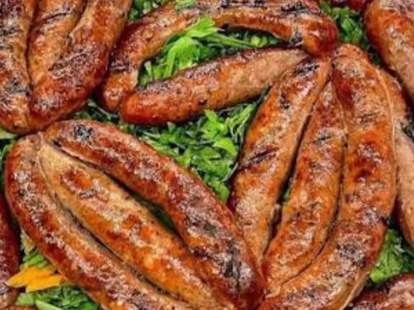 سجق مشوى فحم