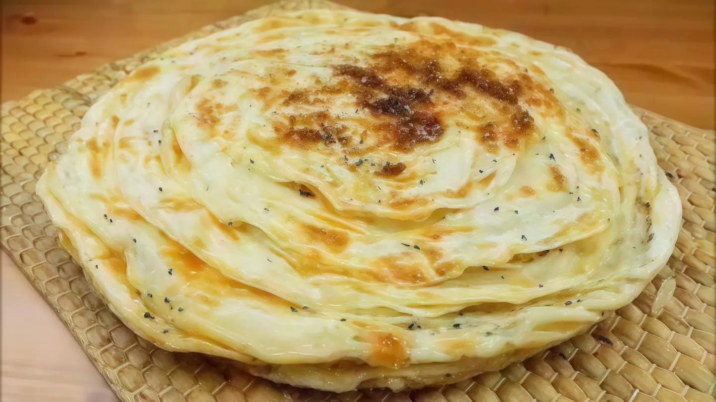 Large Mlawah With Ghee And Honey