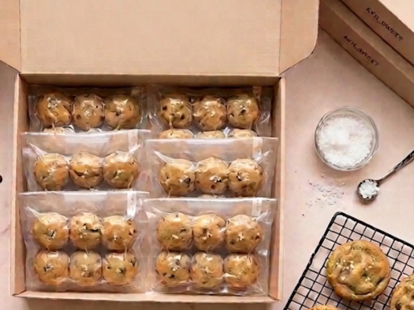 Frozen Cookies - 12 Pieces