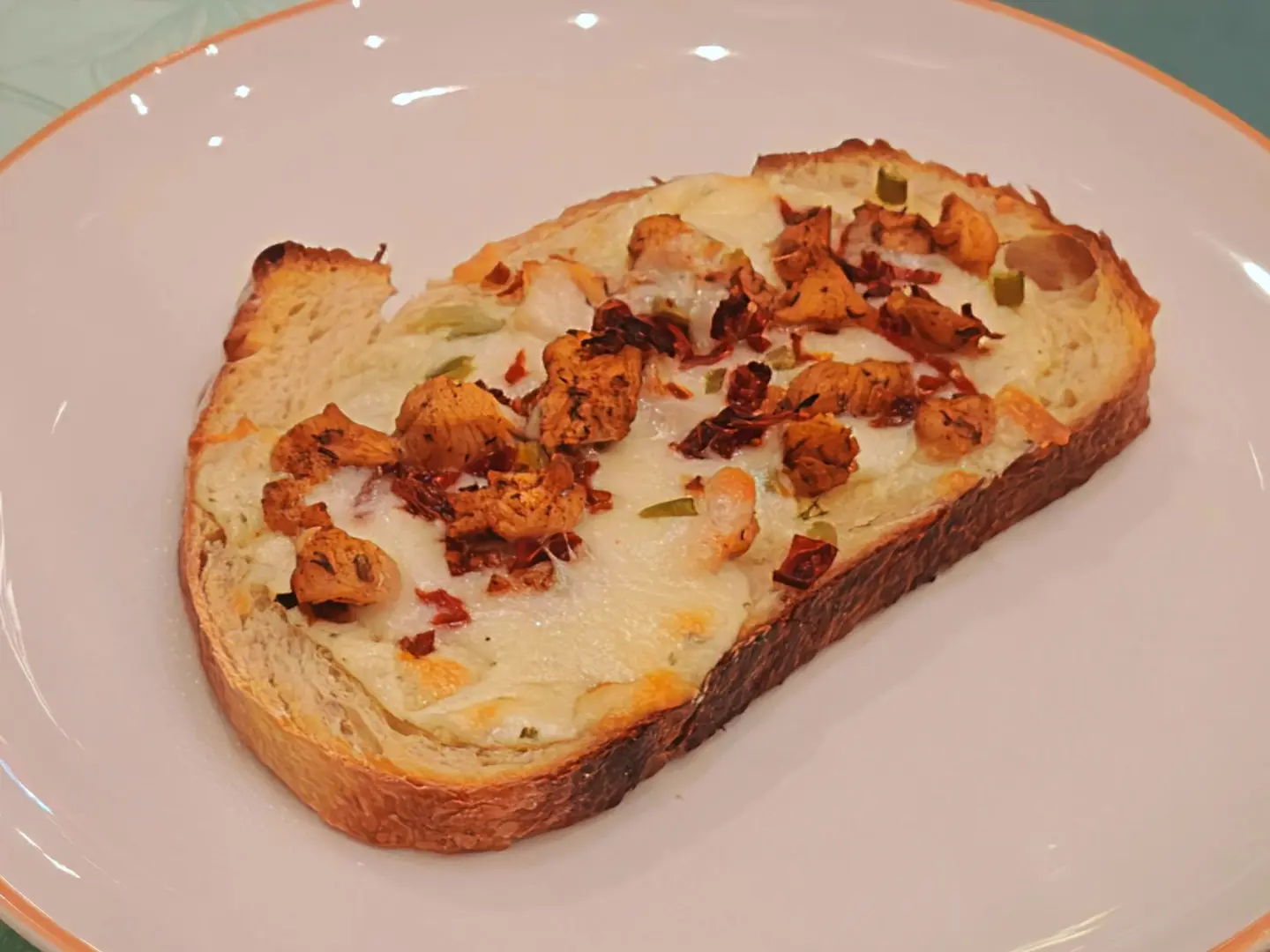 بيتزا ساوردو دجاج رانش