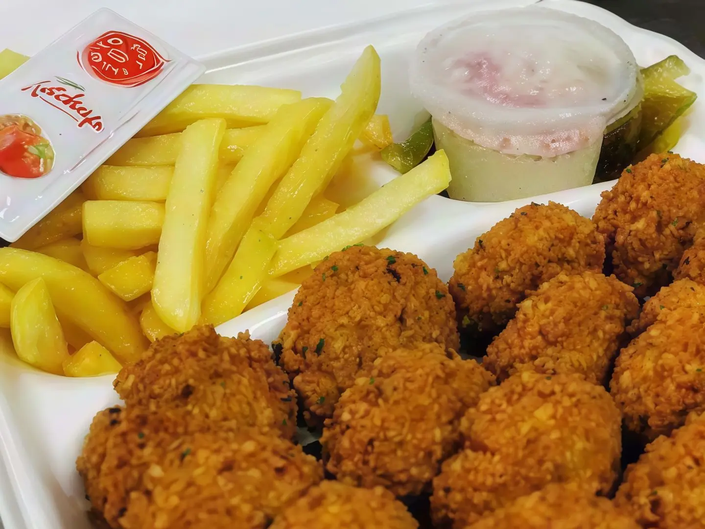 فلافل مع بطاطس صحن كبير