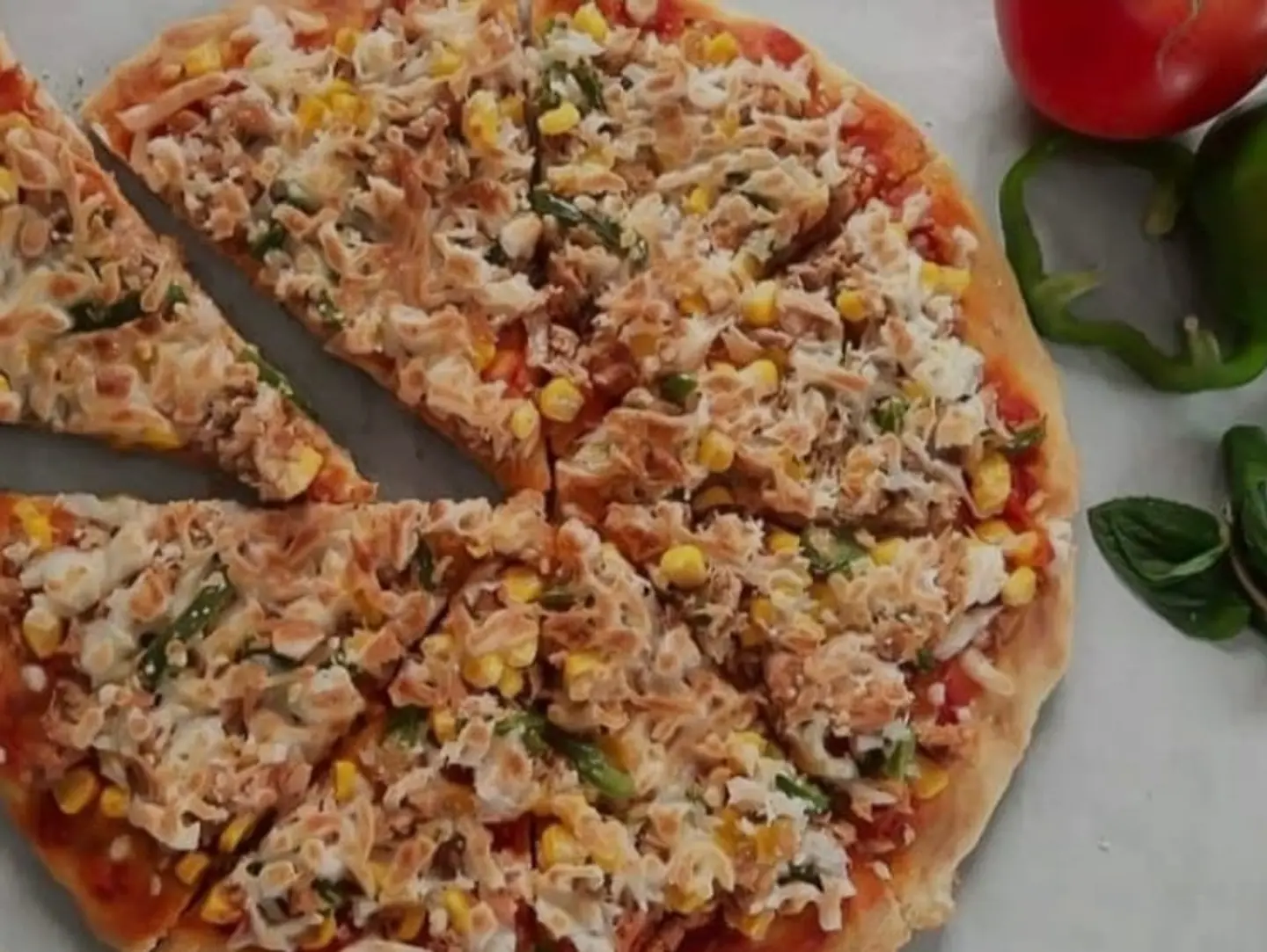 Tuna Pizza