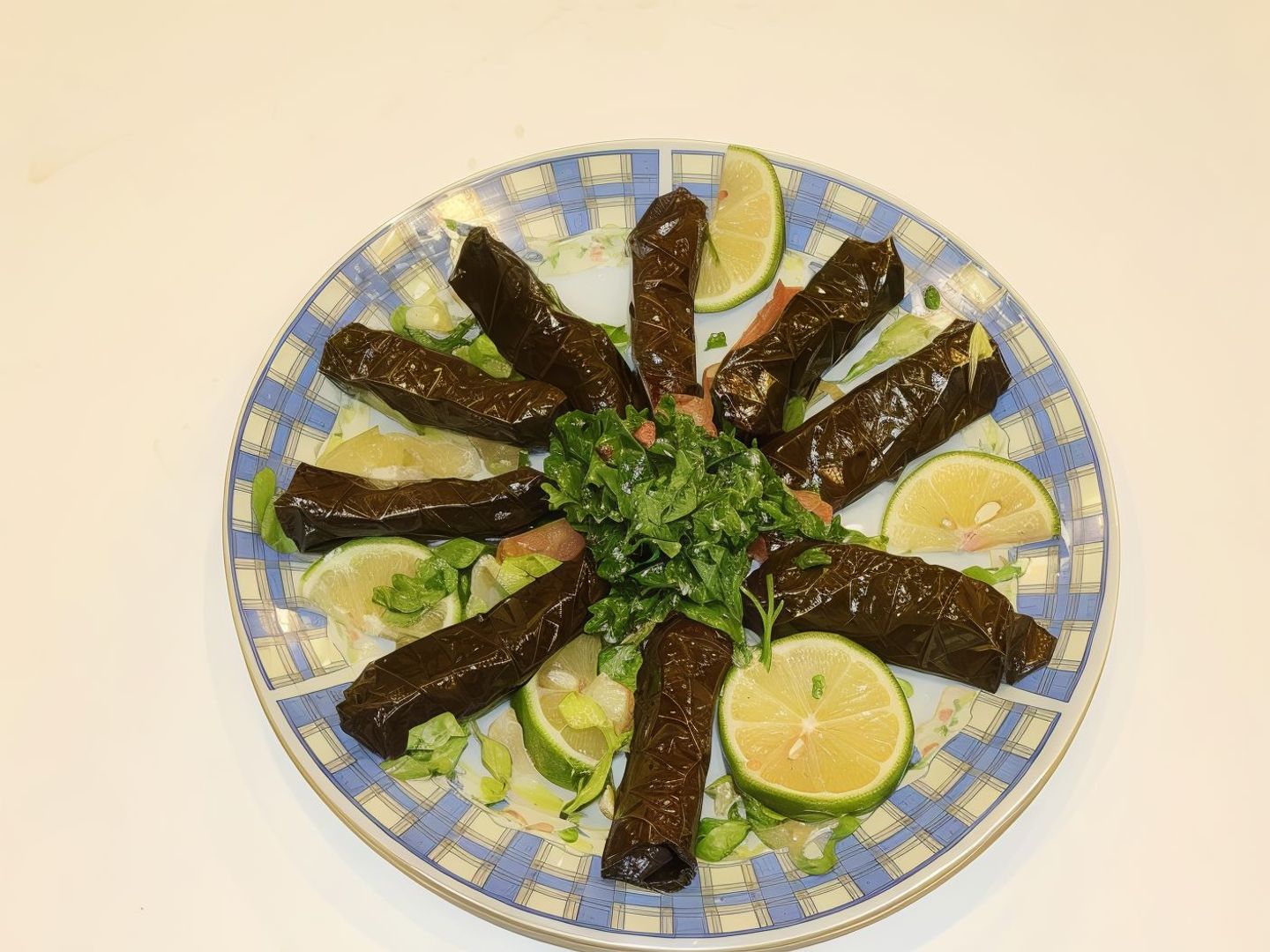 ورق عنب - وسط
