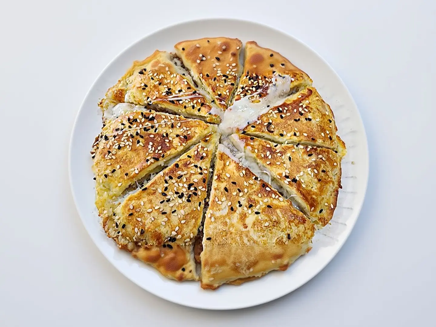 Maha Al Sham Meat Pie