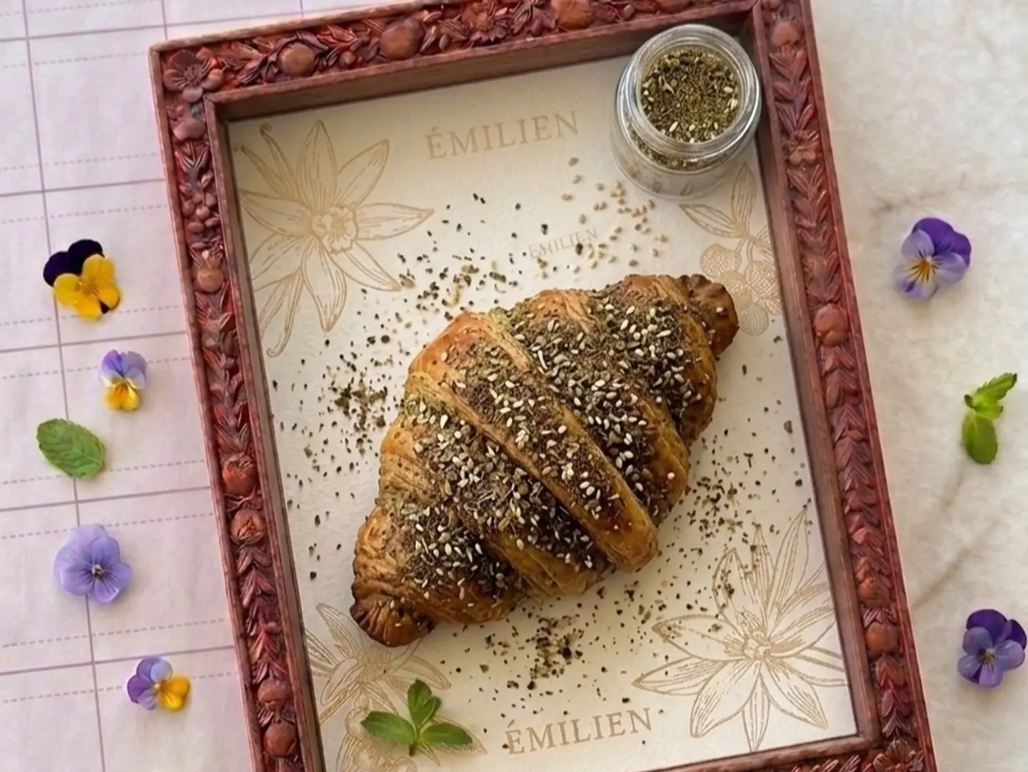 كرواسون الزعتر