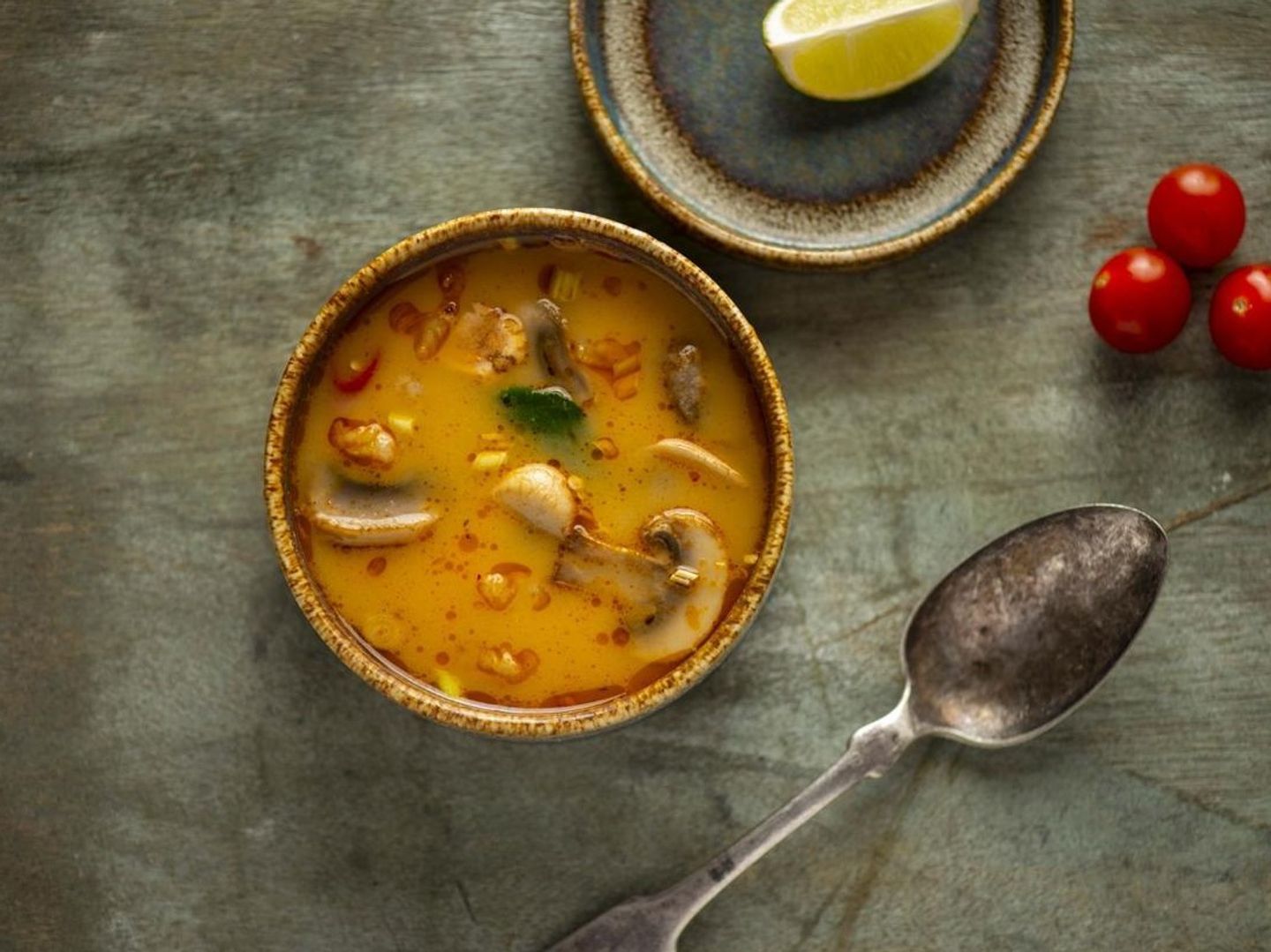 شوربة توم يوم