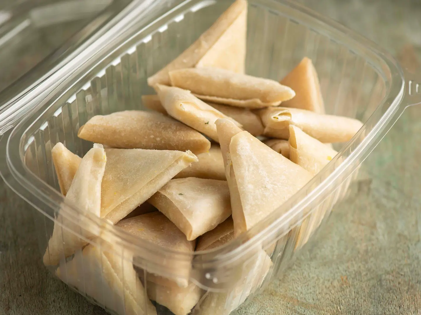 Vegetable Samosa 12 Pcs