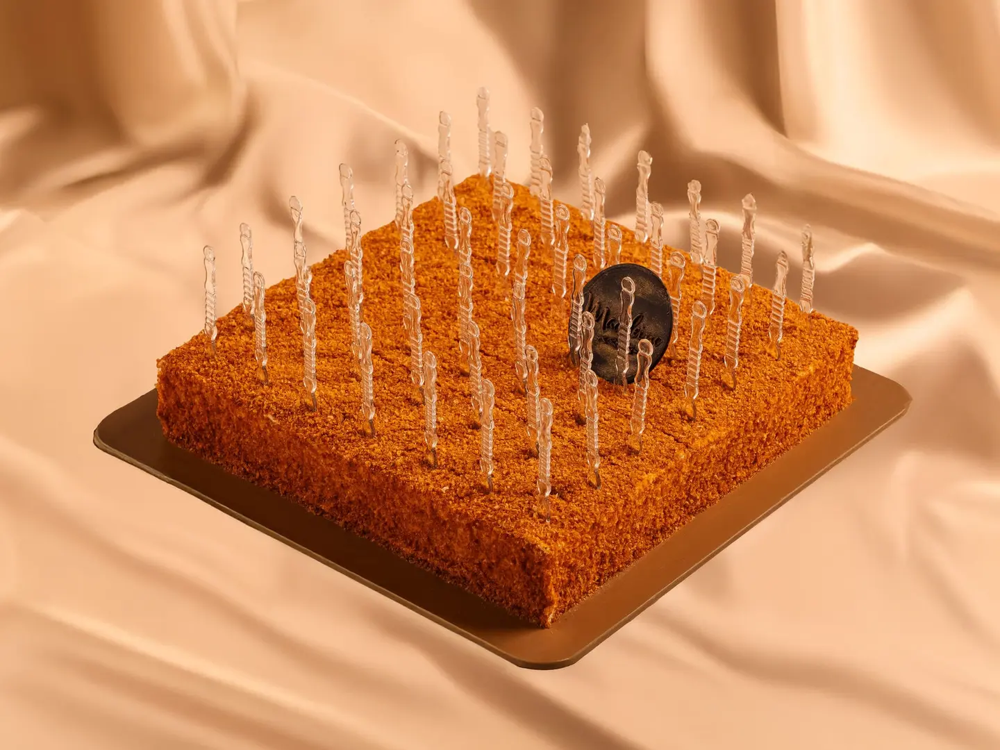 كيكة العسل كبير - قطع كبيرة من كعكة العسل