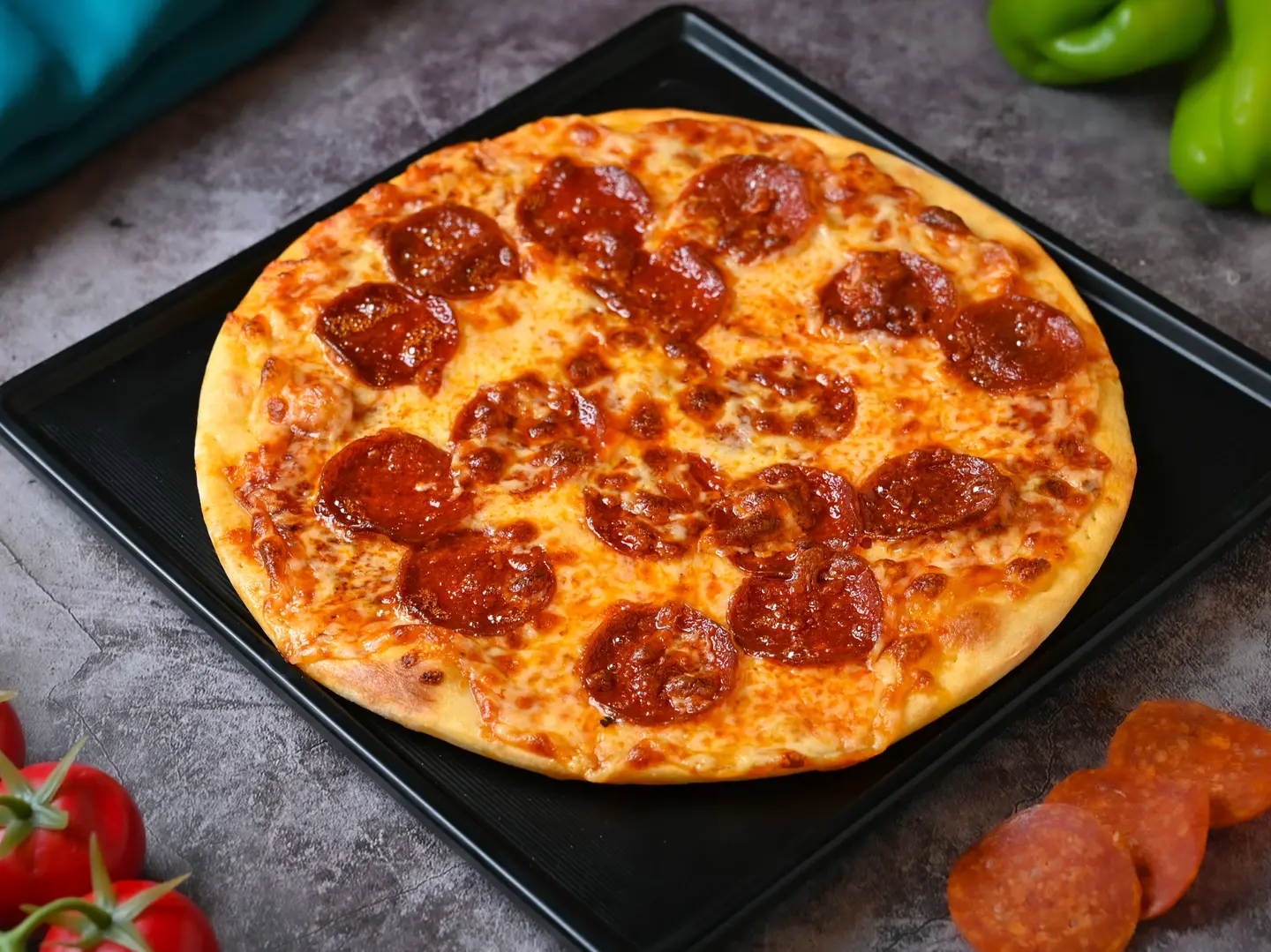 بيتزا ببروني