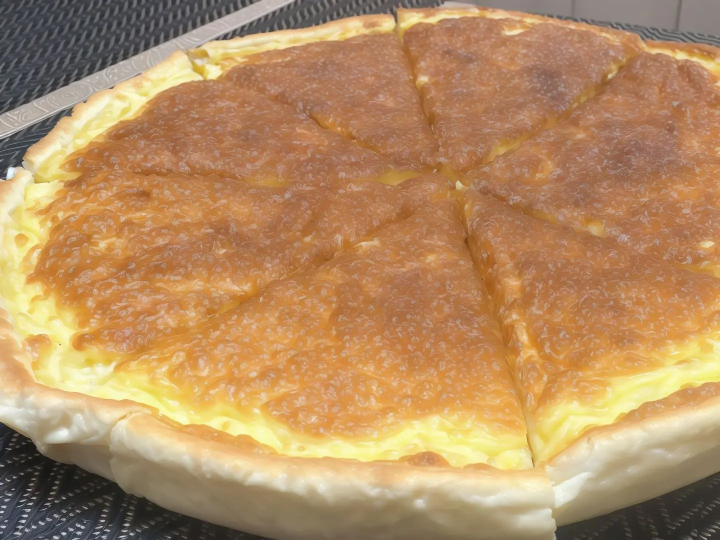 فطيرة بيض مع جبنة