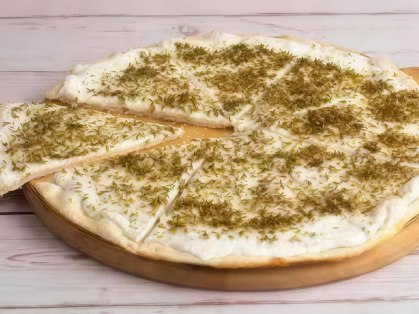 فطيرة لبنة زعتر