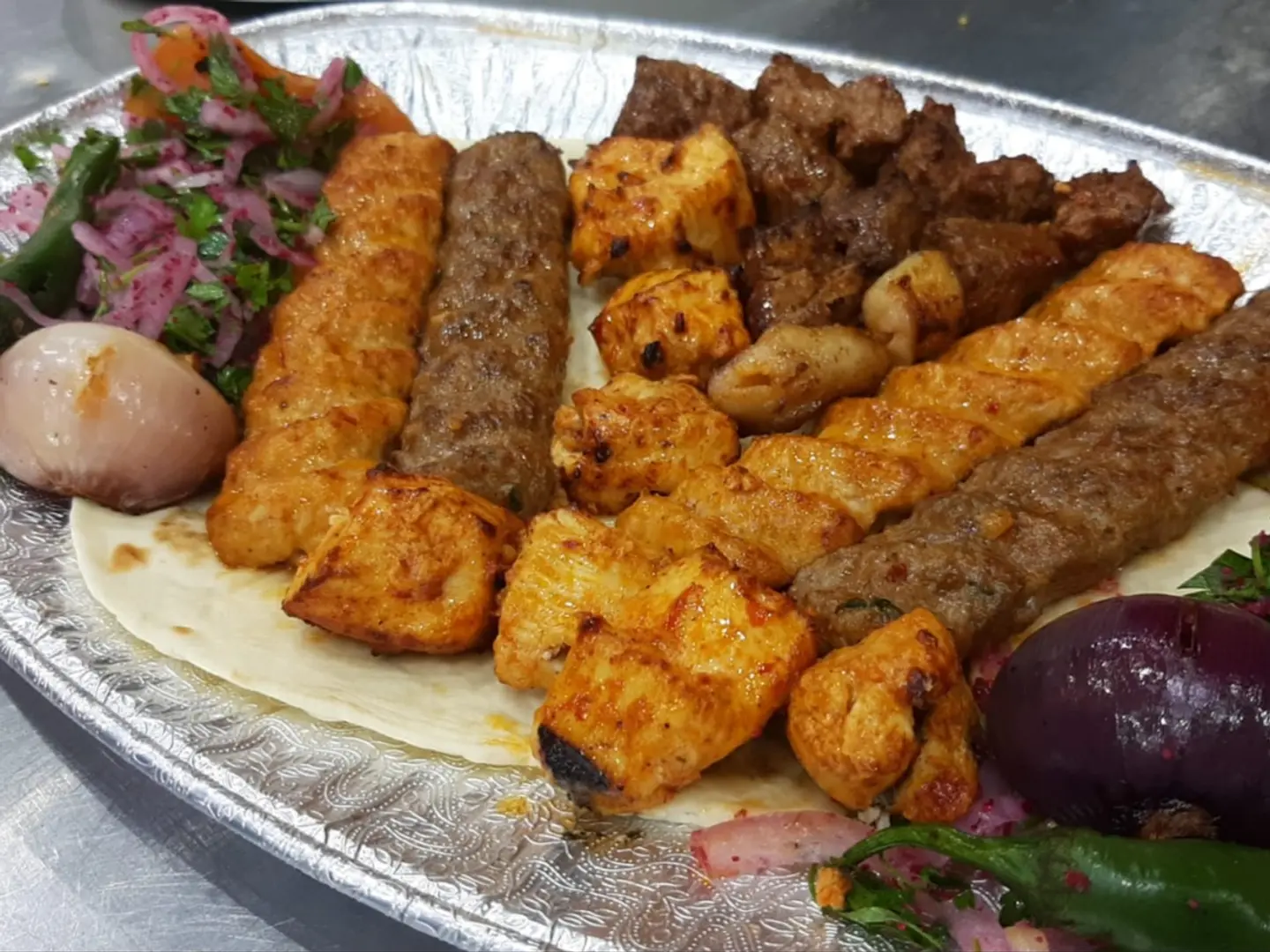 مشكل مشاوي عادي 8 سيخ