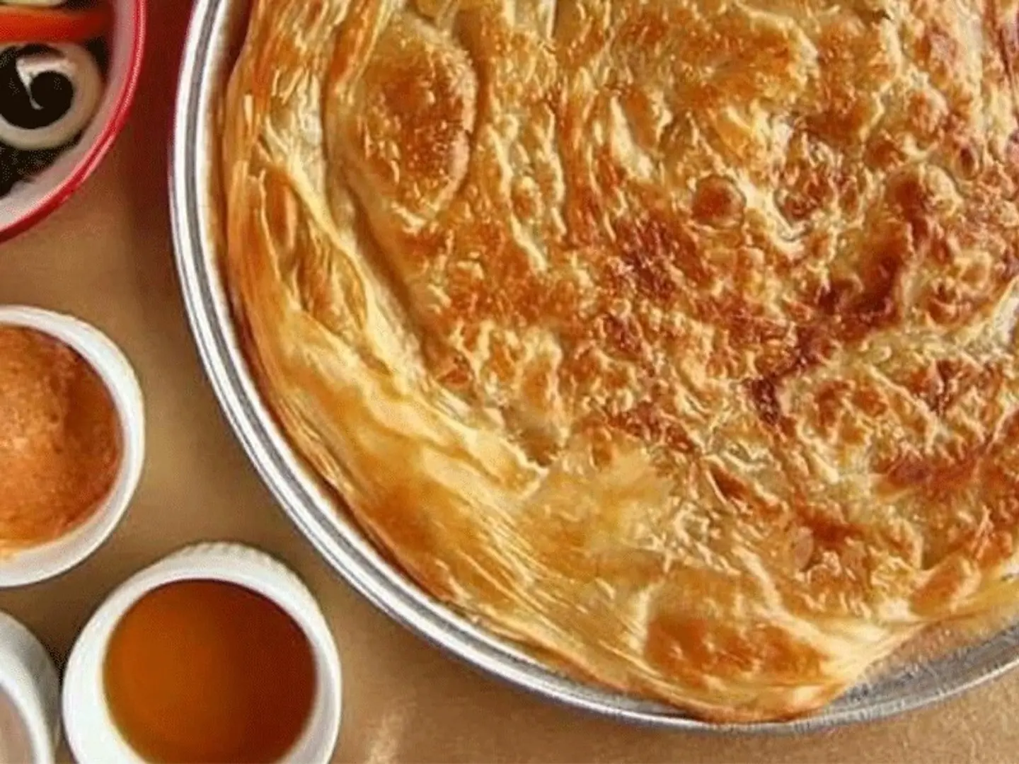 فطيرة مشلتت سادة كبير