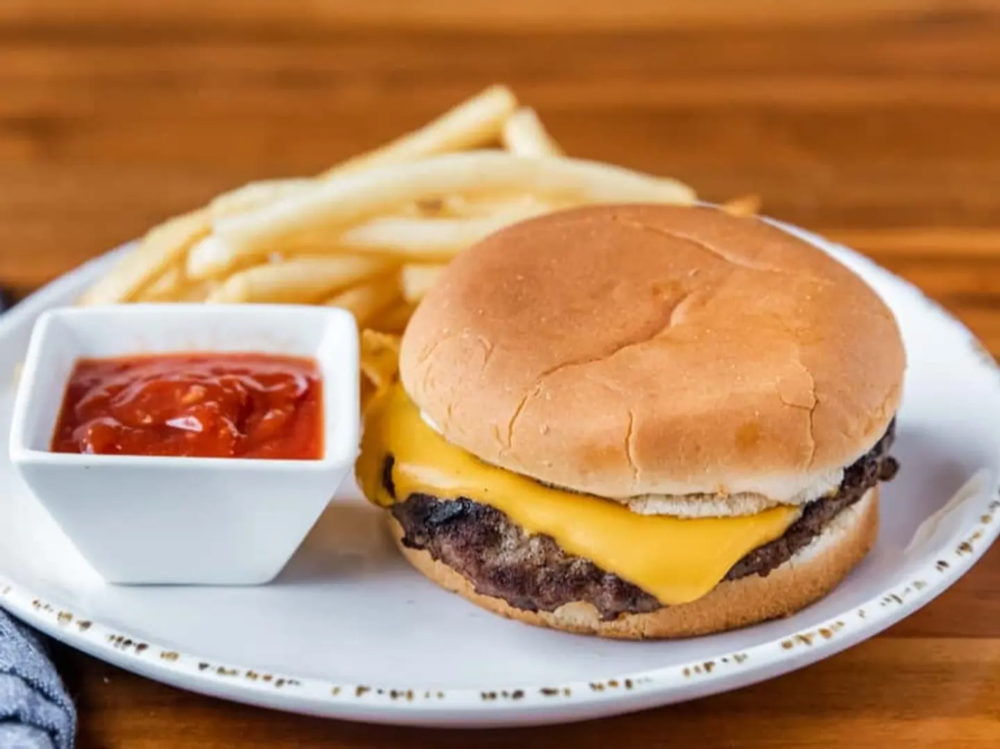 Beef Cheese Burger With French Fries And Juice