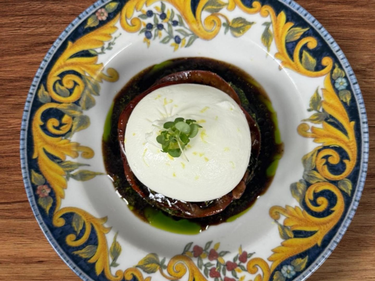 سلطة بوراتا