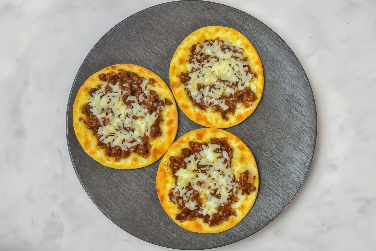 Mini Meat, Sauce And Cheese