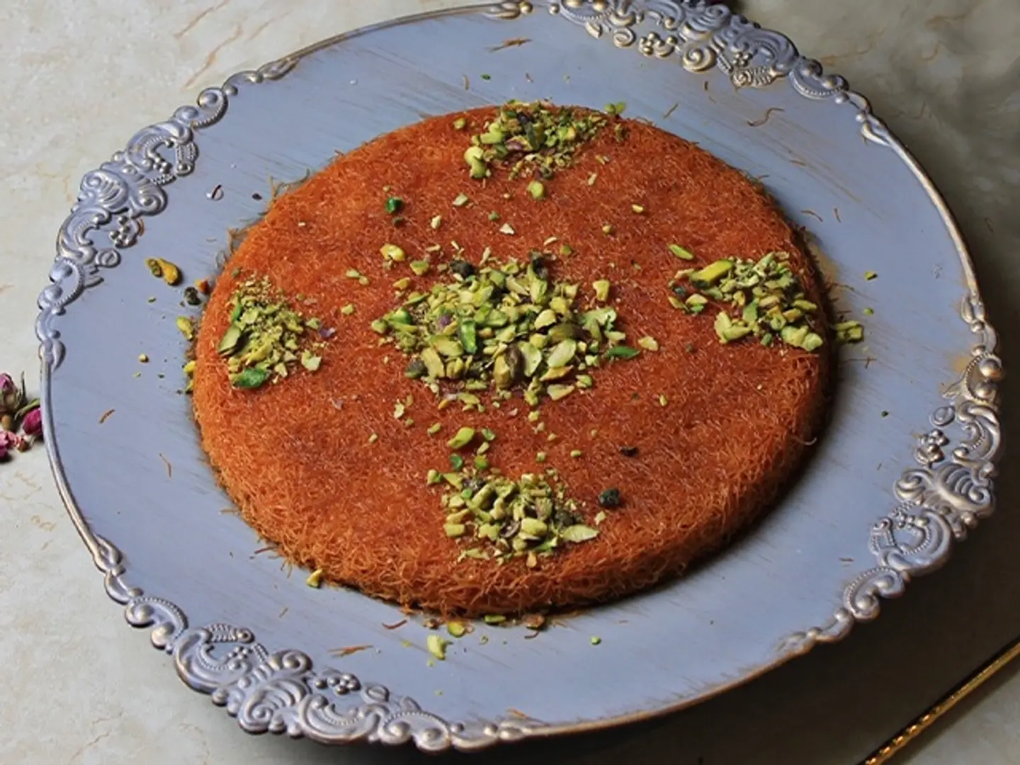 Kunafa Between Two Fires With Cream (Small)