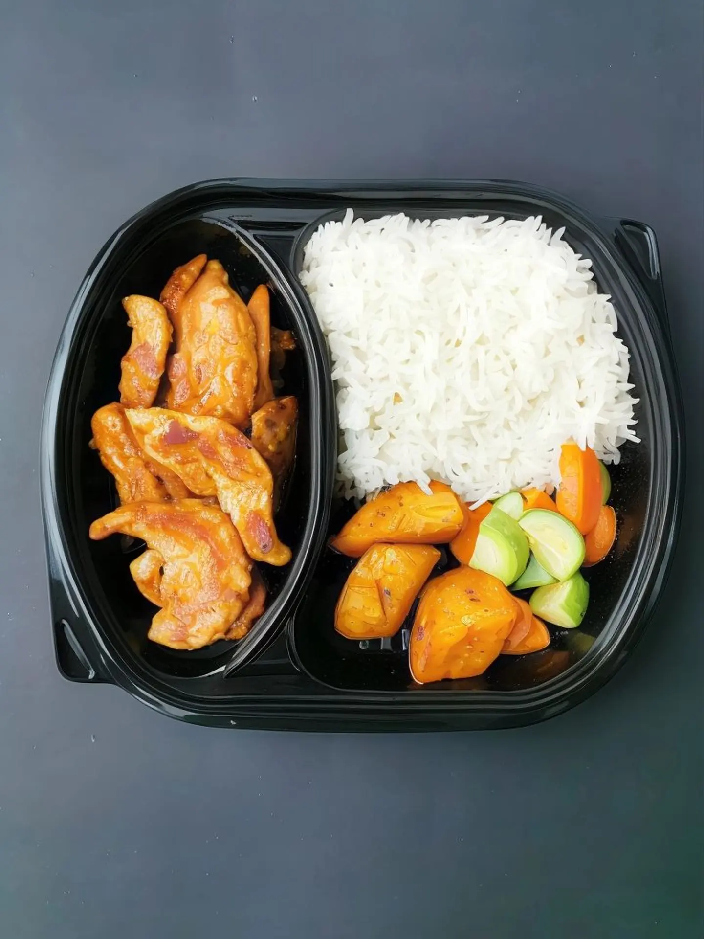 وجبة دجاج شيش طاووق