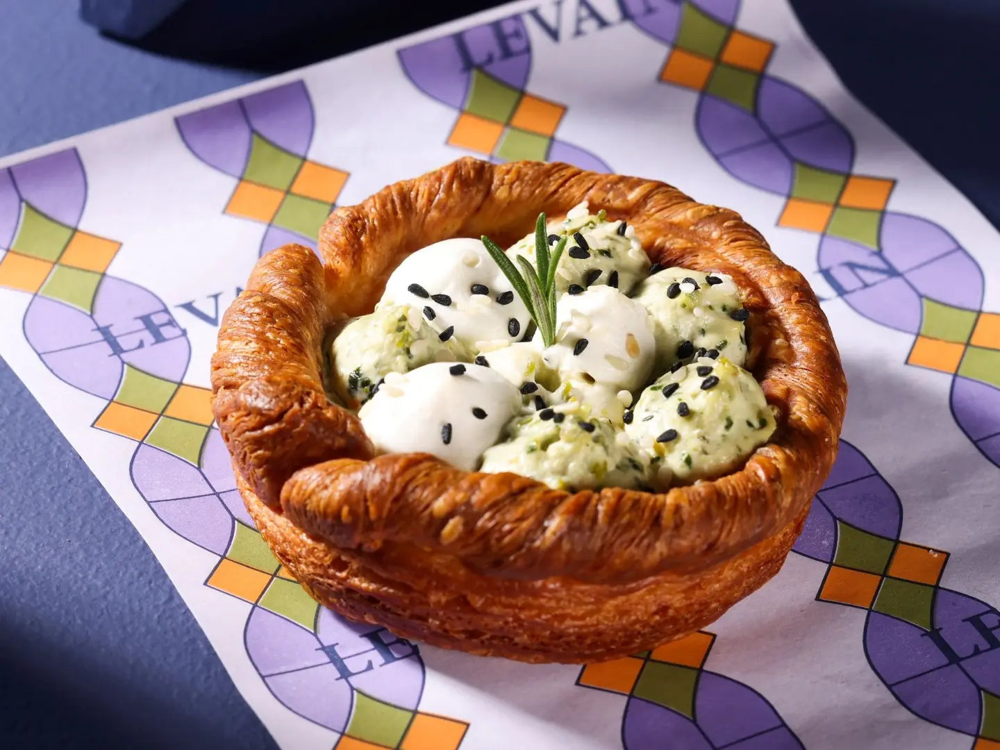 Labnah And Pesto Crown